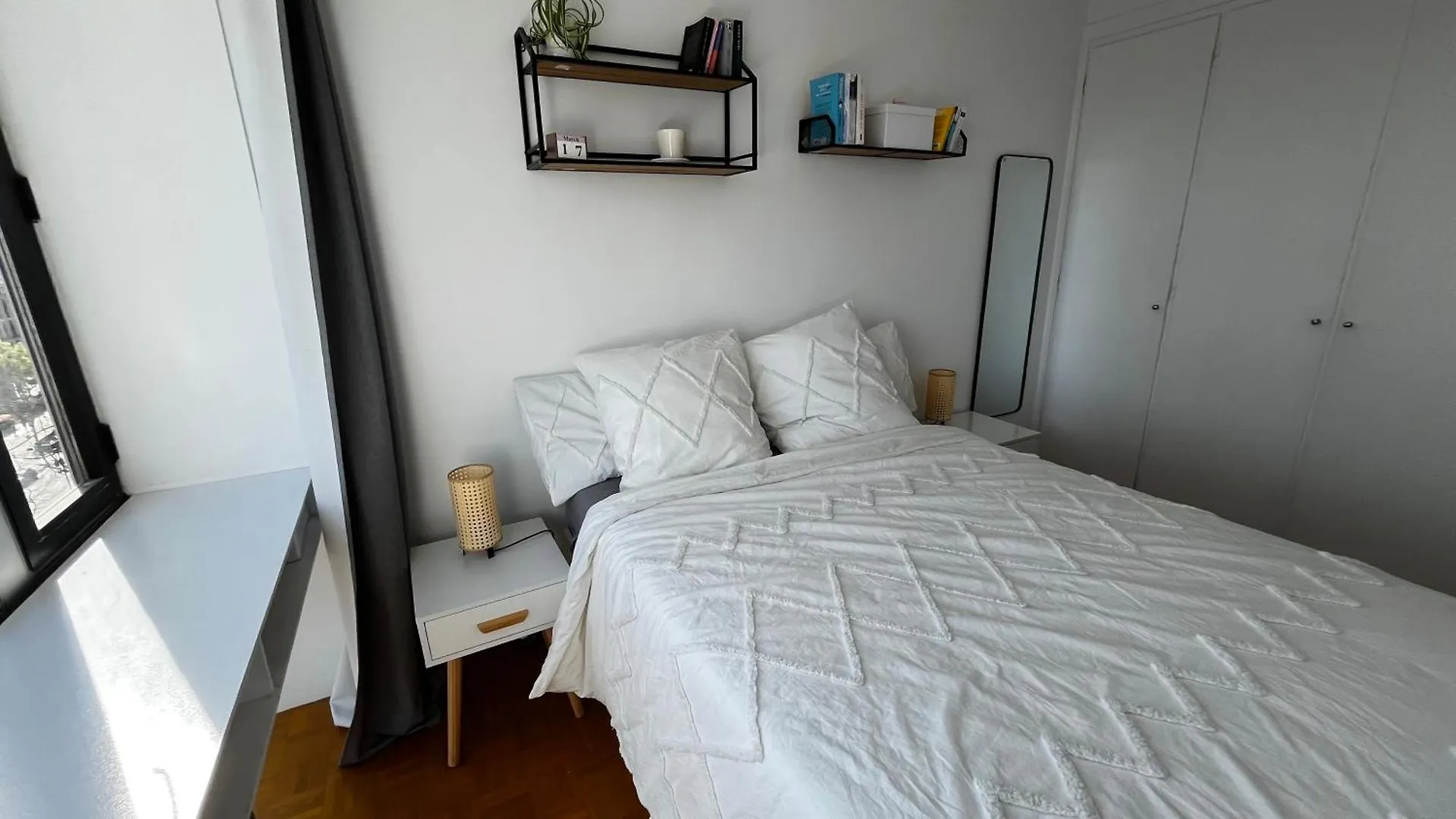 2 Private Bedrooms, Montparnasse Station باريس